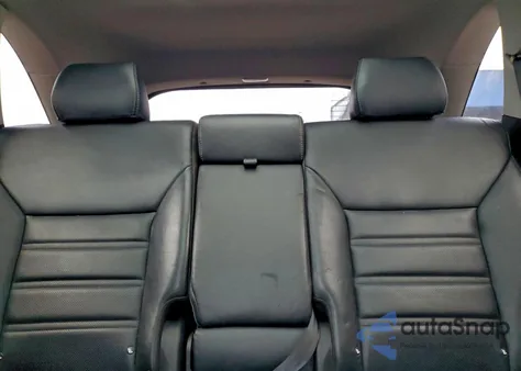 2016 Kia Sorento Sx z USA, uszkodzony, nr VIN 5XYPKDA53GG164096